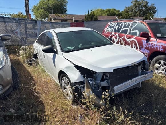 ✅ 2016 Chevrolet Cruze LS • VIN: 1G1PC5SH3G7183037 • Лот: 43604995. Опубликован ранее на IAAI с пробегом 113 479 миль. Бесплатный доступ к архиву аукционных продаж из США и подробный отчёт об истории автомобиля на DreamBid. Изображение 6.