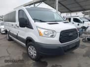 ✅ 2017 Ford Transit XL • VIN: 1FBZX2ZM5HKA56430 • Lot: 43011063. Wystawiony na IAAI z przebiegiem 146 319 mil. Bezpłatny archiwum sprzedaży aukcyjnych z USA i szczegółowy raport historii pojazdu na DreamBid. Zdjęcie 1.