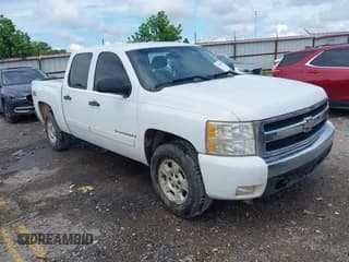 ✅ 2007 Chevrolet Silverado 1500 1LT • VIN: 3GCEK13M27G503233 • Lot: 42487465. Listed on IAAI with 220,704 mi. Free auction sales archive from the USA and detailed vehicle history report at DreamBid. Image 1.