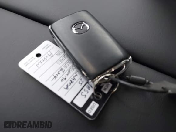 ✅ 2025 Mazda CX-90 Select • VIN: JM3KKAHD2S1201628 • Lot: 41699367. Listed on IAAI with 9,762 mi. Free auction sales archive from the USA and detailed vehicle history report at DreamBid. Image 11.