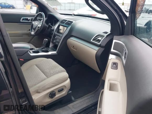 ✅ 2013 Ford Explorer XLT • VIN: 1FM5K7D96DGA90104 • Lot: 41954541. Wystawiony na IAAI z przebiegiem 162 147 mil. Bezpłatny archiwum sprzedaży aukcyjnych z USA i szczegółowy raport historii pojazdu na DreamBid. Zdjęcie 5.