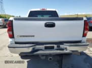 ✅ 2007 Chevrolet Silverado 2500HD LT3 • VIN: 1GCHK23D27F189037 • Lot: 63225345. Listed on Copart with 111,704 mi. Free auction sales archive from the USA and detailed vehicle history report at DreamBid. Image 6.