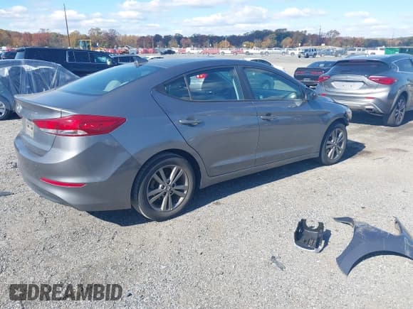 ✅ 2018 Hyundai Elantra SEL • VIN: 5NPD84LF7JH334144 • Lot: 43521235. Listed on IAAI with 100,952 mi. Free auction sales archive from the USA and detailed vehicle history report at DreamBid. Image 4.