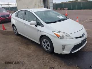 ✅ 2013 Toyota Prius Two • VIN: JTDKN3DUXD1728935 • Лот: 43388273. Опубликован ранее на IAAI с пробегом 258 376 миль. Бесплатный доступ к архиву аукционных продаж из США и подробный отчёт об истории автомобиля на DreamBid. Изображение 1.