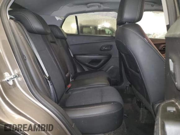 ✅ 2022 Chevrolet Trax LT • VIN: KL7CJPSM8NB528610 • Lot: 81335315. Listed on Copart with 53,020 mi. Free auction sales archive from the USA and detailed vehicle history report at DreamBid. Image 11.