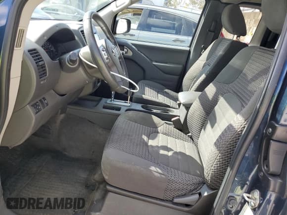 ✅ 2018 Nissan Frontier SV • VIN: 1N6BD0CT5JN732032 • Lot: 90230555. Wystawiony na Copart z przebiegiem 86 411 mil. Bezpłatny archiwum sprzedaży aukcyjnych z USA i szczegółowy raport historii pojazdu na DreamBid. Zdjęcie 7.