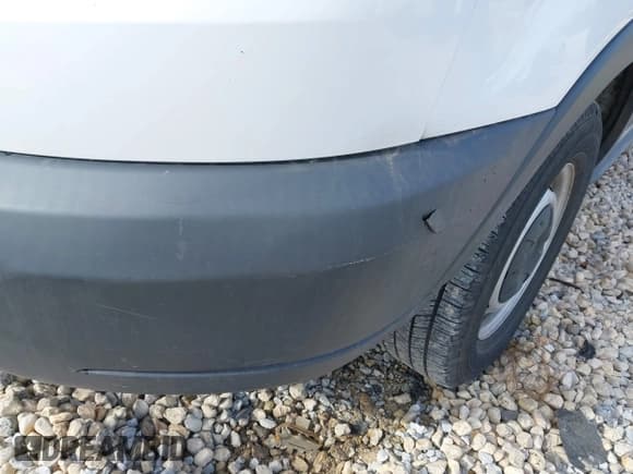 ✅ 2016 Ford Transit Cargo • VIN: 1FTYR1YM9GKB55554 • Lot: 41850417. Wystawiony na IAAI z przebiegiem 69 562 mil. Bezpłatny archiwum sprzedaży aukcyjnych z USA i szczegółowy raport historii pojazdu na DreamBid. Zdjęcie 20.