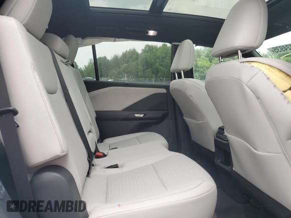 ✅ 2024 Lexus TX 350 • VIN: 5TDAAAB67RS011015 • Lot: 60424935. Listed on Copart with 5,265 mi. Free auction sales archive from the USA and detailed vehicle history report at DreamBid. Image 11.