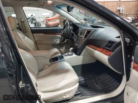 ✅ 2012 Subaru Outback Limited • VIN: 4S4BRBKC5C3263021 • Lot: 42474015. Listed on IAAI with 170,759 mi. Free auction sales archive from the USA and detailed vehicle history report at DreamBid. Image 5.