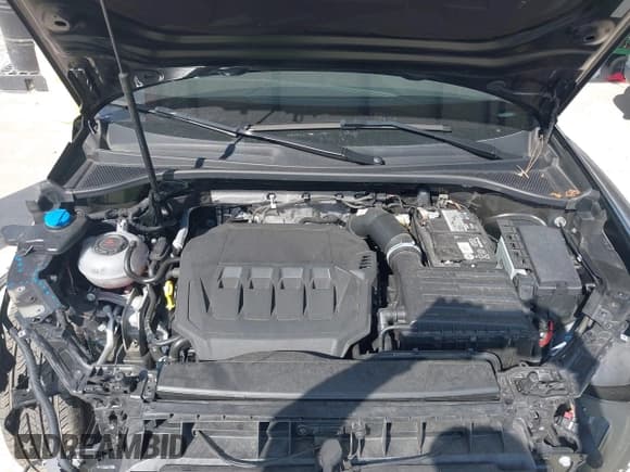 ✅ 2020 Audi Q3 S line Premium • VIN: WA1DECF38L1023458 • Lot: 40841994. Wystawiony na IAAI z przebiegiem 21 710 mil. Bezpłatny archiwum sprzedaży aukcyjnych z USA i szczegółowy raport historii pojazdu na DreamBid. Zdjęcie 10.