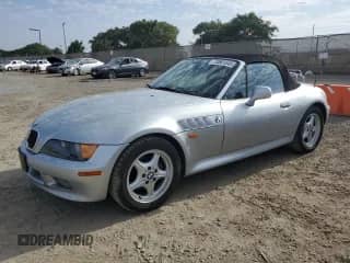 1998 BMW 3 Series Z3 1.9 with VIN 4USCH7332WLE10579, listed as a Copart auction lot 70501545 with 159,627 mi miles and Clean title. Bid and sale history available at DreamBid. Image 1.