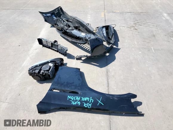 ✅ 2018 BMW 6 Series 650i xDrive • VIN: WBA6F7C57JG232299 • Лот: 64052295. Опубликован ранее на Copart с пробегом 29 027 миль. Бесплатный доступ к архиву аукционных продаж из США и подробный отчёт об истории автомобиля на DreamBid. Изображение 12.