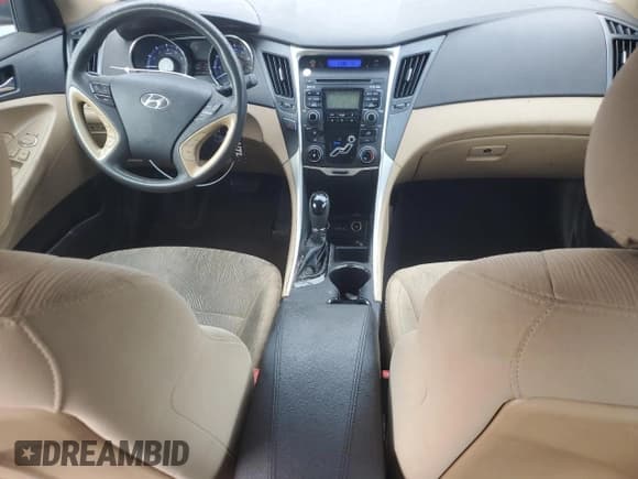 ✅ 2011 Hyundai Sonata GLS • VIN: 5NPEB4AC7BH097879 • Lot: 73424514. Listed on Copart with 87,320 mi. Free auction sales archive from the USA and detailed vehicle history report at DreamBid. Image 8.