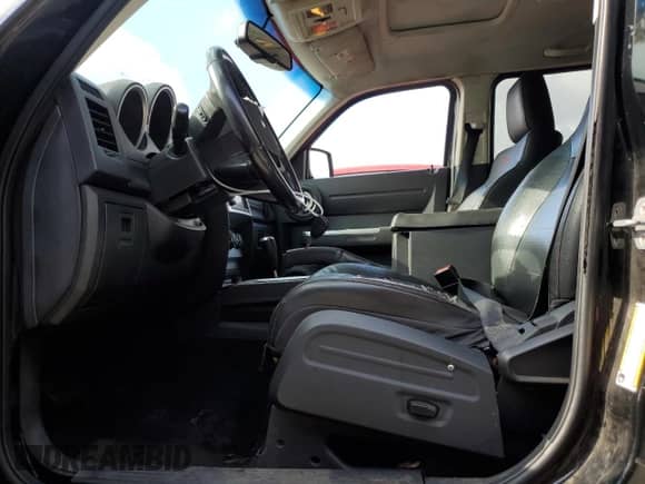 2007 Dodge Nitro R/T с VIN 1D8GT58627W683078, выставлен на аукционе Copart как лот 82795934 с пробегом 131 431 миль миль и Списание • Salvage title. История ставок и продаж доступна на DreamBid. Изображение 7.