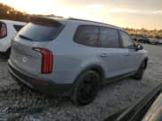 ✅ 2022 Kia Telluride SX • VIN: 5XYP5DHC5NG285382 • Lot: 90609595. Wystawiony na Copart z przebiegiem 85 967 mil. Bezpłatny archiwum sprzedaży aukcyjnych z USA i szczegółowy raport historii pojazdu na DreamBid. Zdjęcie 3.