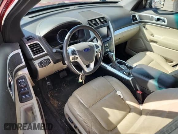 ✅ 2015 Ford Explorer XLT • VIN: 1FM5K8D86FGC42334 • Lot: 90051795. Wystawiony na Copart z przebiegiem Nie podano. Bezpłatny archiwum sprzedaży aukcyjnych z USA i szczegółowy raport historii pojazdu na DreamBid. Zdjęcie 8.