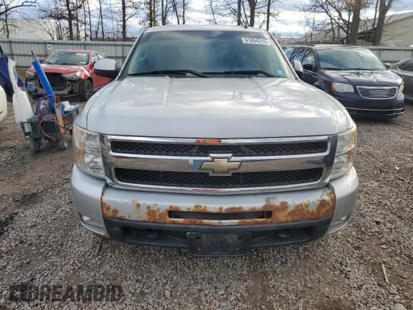✅ 2011 Chevrolet Silverado 1500 LTZ • VIN: 1GCRKTE33BZ300619 • Lot: 91894215. Listed on Copart with 204,587 mi. Free auction sales archive from the USA and detailed vehicle history report at DreamBid. Image 5.