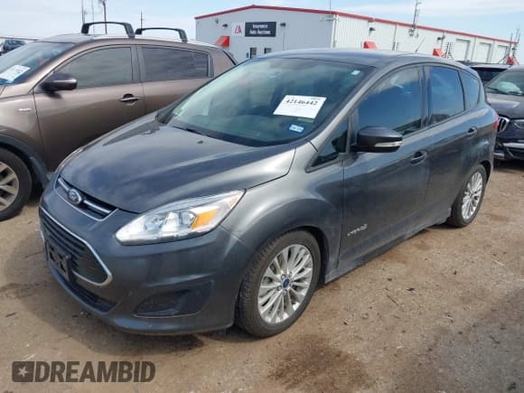 ✅ 2018 Ford C-Max SE • VIN: 1FADP5AU7JL101909 • Lot: 42146442. Wystawiony na IAAI z przebiegiem 145 319 mil. Bezpłatny archiwum sprzedaży aukcyjnych z USA i szczegółowy raport historii pojazdu na DreamBid. Zdjęcie 2.