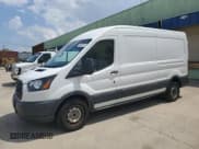 ✅ 2017 Ford Transit • VIN: 1FTYR2CG8HKA25483 • Lot: 70963565. Listed on Copart with 92,155 mi. Free auction sales archive from the USA and detailed vehicle history report at DreamBid. Image 1.