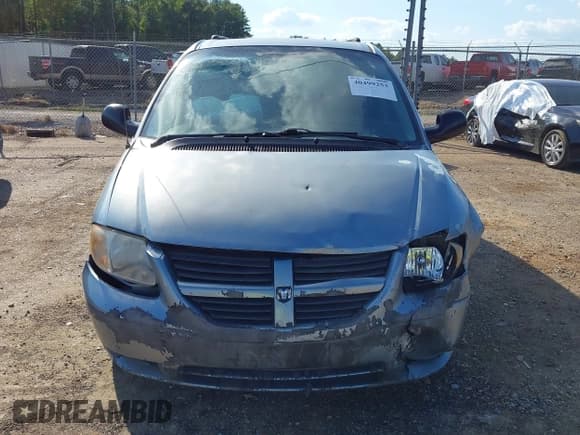 ✅ 2006 Dodge Grand Caravan • VIN: 1D4GP24RX6B555472 • Lot: 40499253. Listed on IAAI with 271,128 mi. Free auction sales archive from the USA and detailed vehicle history report at DreamBid. Image 12.