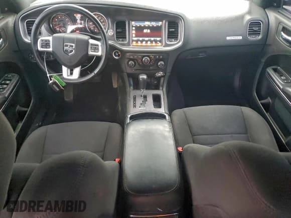 ✅ 2014 Dodge Charger RT Max • VIN: 2C3CDXDT5EH331825 • Lot: 93859025. Wystawiony na Copart z przebiegiem 95 091 mil. Bezpłatny archiwum sprzedaży aukcyjnych z USA i szczegółowy raport historii pojazdu na DreamBid. Zdjęcie 8.