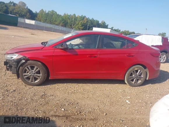 ✅ 2017 Hyundai Elantra Value Edition • VIN: 5NPD84LF9HH118726 • Lot: 43244564. Listed on IAAI with 130,467 mi. Free auction sales archive from the USA and detailed vehicle history report at DreamBid. Image 15.