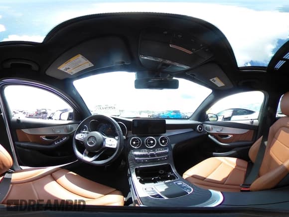 ✅ 2021 Mercedes-Benz GLC 300 • VIN: W1N0J8EB3MF905768 • Lot: 42976137. Listed on IAAI with 19,351 mi. Free auction sales archive from the USA and detailed vehicle history report at DreamBid. Image 18.