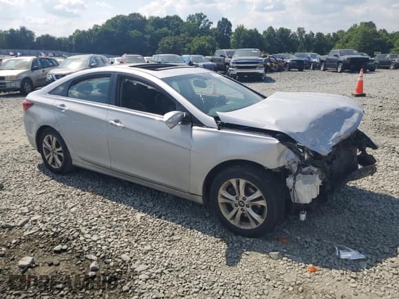 ✅ 2011 Hyundai Sonata SE • VIN: 5NPEC4ACXBH141659 • Lot: 59692324. Listed on Copart with Not provided. Free auction sales archive from the USA and detailed vehicle history report at DreamBid. Image 4.