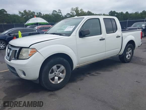 2013 Nissan Frontier SV z VIN 1N6AD0EV3DN719388, wystawiony jako IAAI lot #43338540 z przebiegiem 285 855 mil mil oraz . Historia ofert i sprzedaży dostępna na DreamBid. Obrazek 2.