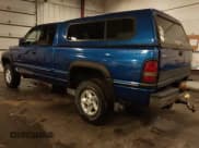 ✅ 1997 Dodge 1500 • VIN: 3B7HF13ZXVG801149 • Lot: 42903225. Wystawiony na IAAI z przebiegiem 213 225 mil. Bezpłatny archiwum sprzedaży aukcyjnych z USA i szczegółowy raport historii pojazdu na DreamBid. Zdjęcie 3.