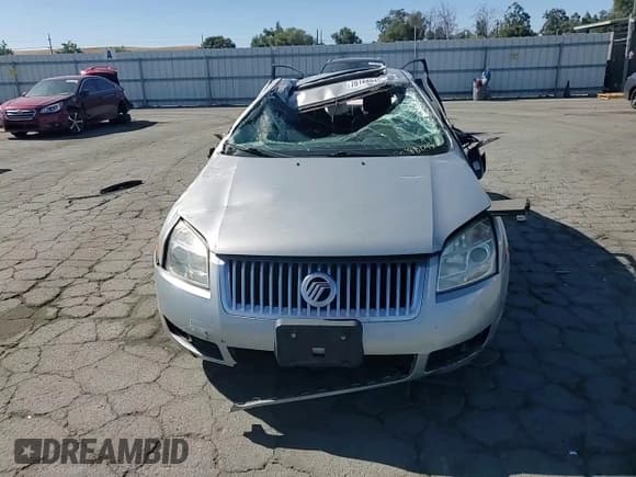 ✅ 2007 Mercury Milan Premier • VIN: 3MEHM08Z47R638982 • Лот: 70188045. Опубликован ранее на Copart с пробегом Не указан. Бесплатный доступ к архиву аукционных продаж из США и подробный отчёт об истории автомобиля на DreamBid. Изображение 13.