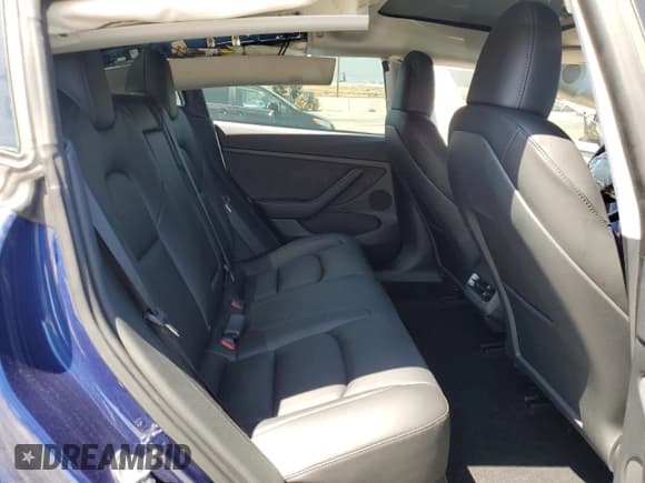 ✅ 2023 Tesla Model 3 • VIN: 5YJ3E1EA0PF591948 • Лот: 52615055. Опубликован ранее на Copart с пробегом 20 155 миль. Бесплатный доступ к архиву аукционных продаж из США и подробный отчёт об истории автомобиля на DreamBid. Изображение 11.