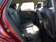 ✅ 2018 Audi Q5 Premium Plus • VIN: WA1BNAFY4J2129808 • Lot: 93054495. Wystawiony na Copart z przebiegiem 75 572 mil. Bezpłatny archiwum sprzedaży aukcyjnych z USA i szczegółowy raport historii pojazdu na DreamBid. Zdjęcie 11.