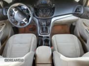 ✅ 2014 Ford Escape SE • VIN: 1FMCU0GX9EUA82178 • Lot: 93410145. Wystawiony na Copart z przebiegiem 239 362 mil. Bezpłatny archiwum sprzedaży aukcyjnych z USA i szczegółowy raport historii pojazdu na DreamBid. Zdjęcie 8.