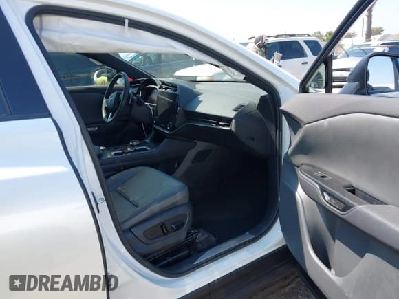 ✅ 2025 Lexus RZ 300e Premium • VIN: JTJABABB1SA009092 • Лот: 42923767. Опубликован ранее на IAAI с пробегом 9 091 миль. Бесплатный доступ к архиву аукционных продаж из США и подробный отчёт об истории автомобиля на DreamBid. Изображение 5.