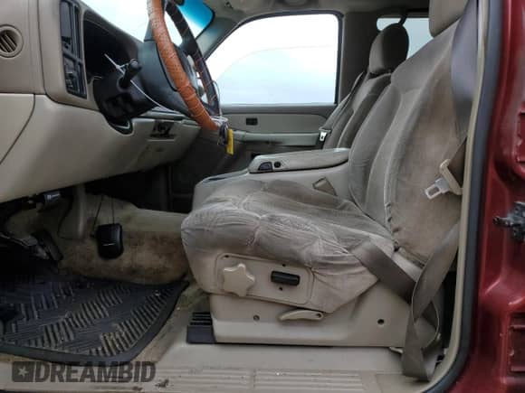 ✅ 2001 Chevrolet Suburban • VIN: 1GNEC16T81J295081 • Лот: 87960035. Опубликован ранее на Copart с пробегом 214 846 миль. Бесплатный доступ к архиву аукционных продаж из США и подробный отчёт об истории автомобиля на DreamBid. Изображение 7.