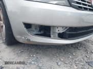 ✅ 2013 Volkswagen Passat SE • VIN: 1VWBP7A32DC009080 • Лот: 42497133. Опубликован ранее на IAAI с пробегом 177 743 миль. Бесплатный доступ к архиву аукционных продаж из США и подробный отчёт об истории автомобиля на DreamBid. Изображение 6.