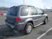 2006 Mercury Mariner Luxury с VIN 4M2YU57136DJ05176, выставлен на аукционе IAAI как лот 41499648 с пробегом 152 185 миль миль и . История ставок и продаж доступна на DreamBid. Изображение 4.
