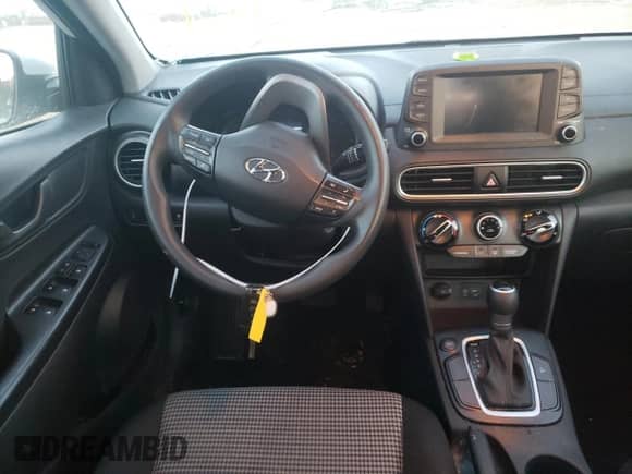 2020 Hyundai Kona SE с VIN KM8K12AA9LU408482, выставлен на аукционе Copart как лот 66132122 с пробегом 55 257 миль миль и . История ставок и продаж доступна на DreamBid. Изображение 9.