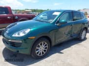 ✅ 2014 Porsche Cayenne • VIN: WP1AA2A21ELA06570 • Lot: 42473298. Wystawiony na IAAI z przebiegiem 61 421 mil. Bezpłatny archiwum sprzedaży aukcyjnych z USA i szczegółowy raport historii pojazdu na DreamBid. Zdjęcie 2.