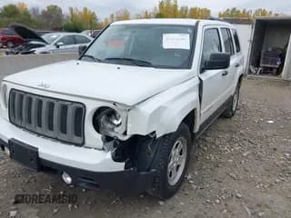 ✅ 2014 Jeep Patriot Sport • VIN: 1C4NJPBA8ED589445 • Lot: 43471565. Listed on IAAI with 92,938 mi. Free auction sales archive from the USA and detailed vehicle history report at DreamBid. Image 6.