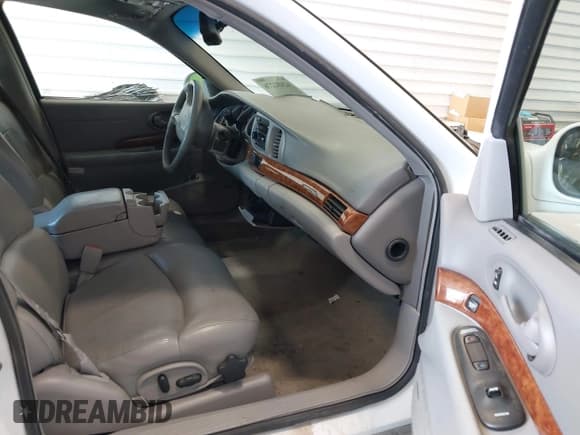 ✅ 2000 Buick LeSabre Limited • VIN: 1G4HR54K4YU331486 • Lot: 42482276. Listed on IAAI with 131,607 mi. Free auction sales archive from the USA and detailed vehicle history report at DreamBid. Image 5.