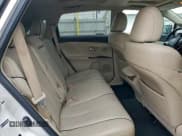 ✅ 2010 Toyota Venza • VIN: 4T3BK3BB8AU029309 • Lot: 94111235. Listed on Copart with 186,994 mi. Free auction sales archive from the USA and detailed vehicle history report at DreamBid. Image 11.