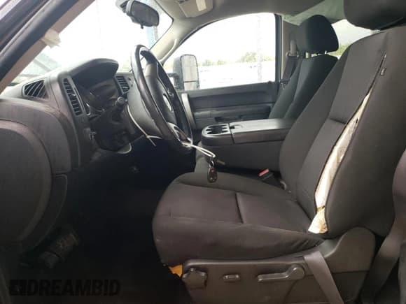 ✅ 2011 Chevrolet Silverado 1500 LT • VIN: 3GCPKSE33BG217841 • Lot: 81724645. Listed on Copart with 224,352 mi. Free auction sales archive from the USA and detailed vehicle history report at DreamBid. Image 7.