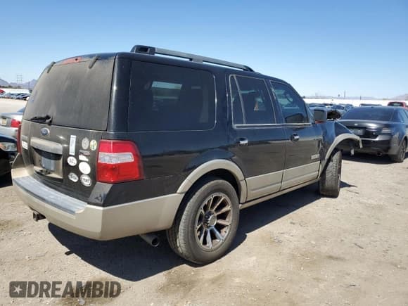 ✅ 2008 Ford Expedition Eddie Bauer • VIN: 1FMFU17548LA70063 • Лот: 49823195. Опубликован ранее на Copart с пробегом 181 634 миль. Бесплатный доступ к архиву аукционных продаж из США и подробный отчёт об истории автомобиля на DreamBid. Изображение 3.