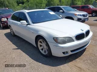 ✅ 2006 BMW 7 Series 750Li • VIN: WBAHN83526DT59374 • Lot: 42241727. Wystawiony na IAAI z przebiegiem 64 239 mil. Bezpłatny archiwum sprzedaży aukcyjnych z USA i szczegółowy raport historii pojazdu na DreamBid. Zdjęcie 1.