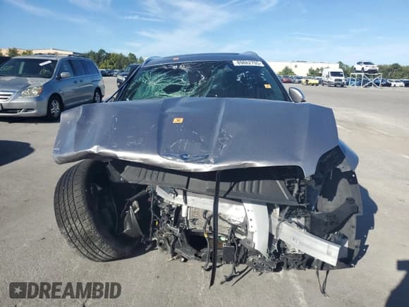 ✅ 2022 Genesis GV70 2.5T • VIN: KMUMADTB2NU046591 • Лот: 89882795. Опубликован ранее на Copart с пробегом Не указан. Бесплатный доступ к архиву аукционных продаж из США и подробный отчёт об истории автомобиля на DreamBid. Изображение 5.