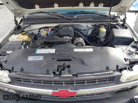 2000 Chevrolet Silverado 1500 LS z VIN 2GCEK19T8Y1280401, wystawiony jako IAAI lot #43335240 z przebiegiem 286 458 mil mil oraz . Historia ofert i sprzedaży dostępna na DreamBid. Obrazek 10.