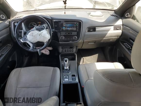 2019 Mitsubishi Outlander SEL с VIN JA4J24A5XKZ051093, выставлен на аукционе Copart как лот 53166205 с пробегом 68 494 миль миль и Списание • Salvage title. История ставок и продаж доступна на DreamBid. Изображение 8.