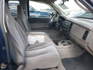 ✅ 2004 Dodge Dakota SLT • VIN: 1D7HG42N44S519910 • Lot: 41737881. Wystawiony na IAAI z przebiegiem 154 008 mil. Bezpłatny archiwum sprzedaży aukcyjnych z USA i szczegółowy raport historii pojazdu na DreamBid. Zdjęcie 5.